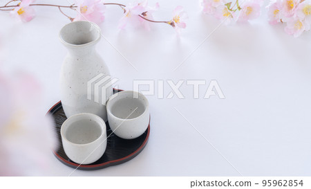 櫻花與清酒 | 日本櫻花觀賞圖 櫻花與清酒 | 日本櫻花觀賞圖 95962854