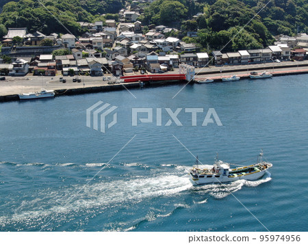 惠子鎮名古屋浦出發的漁船鳥瞰圖 惠子鎮名古屋浦出發的漁船鳥瞰圖 95974956