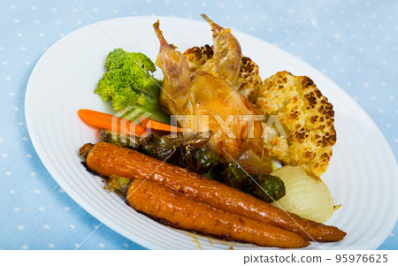 Grilled quail with baked vegetables in honey-mustard sauce Grilled quail with baked vegetables in honey-mustard sauce 95976625