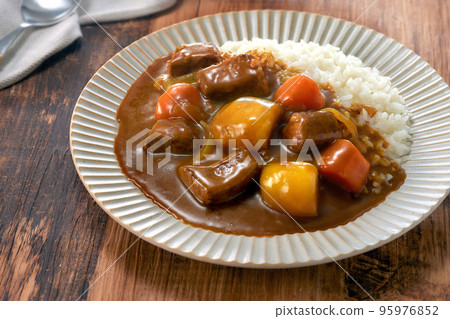Curry rice image 95976852
