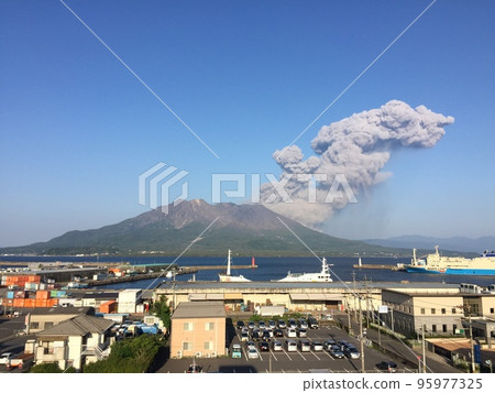 Eruption of Sakurajima 95977325