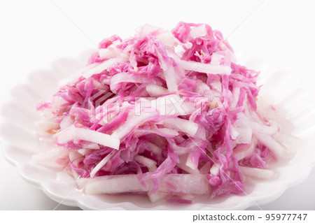 Sweet and Sour Pickled Chrysanthemums from Yamagata Prefecture Sweet and Sour Pickled Chrysanthemums from Yamagata Prefecture 95977747