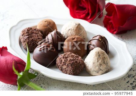 Valentine's Chocolate Valentine's Chocolate 95977945