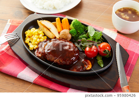 Demi-glace 漢堡套餐 95980426