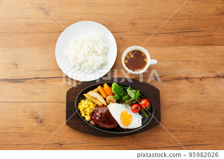 Demi-glace 漢堡套餐 95982026