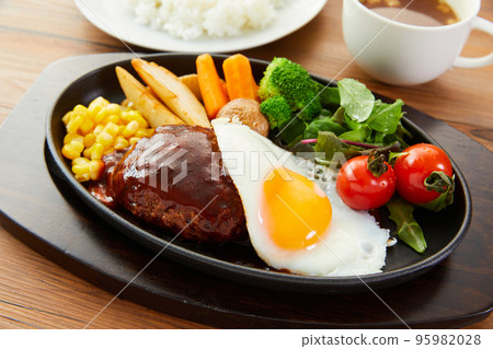 Demi-glace 漢堡套餐 95982028