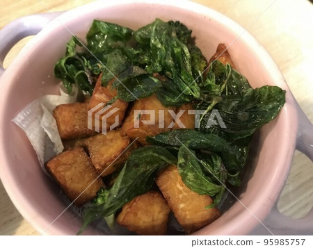 Taiwan vegetarian stinky tofu Taiwan vegetarian stinky tofu 95985757