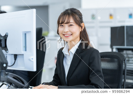 young business woman working 95986294