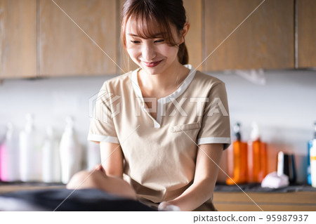 Beauty Salon Beauty Salon Shampoo Beauty Salon Beauty Salon Shampoo 95987937