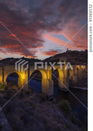 Puente de Alcantara in Extremadura, Spain Puente de Alcantara in Extremadura, Spain 95988532