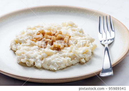 typical Slovakian food called halusky 95989341