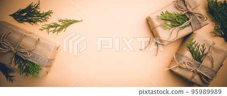 Christmas gift or present box Christmas gift or present box 95989989