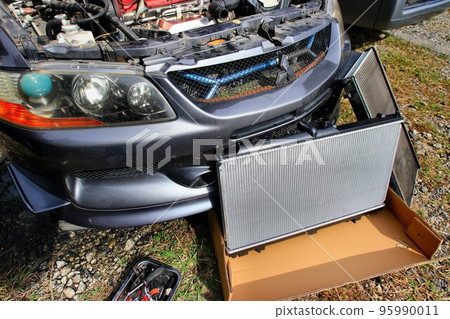 Coolant leak occurred!! Repair completed with radiator replacement ♪ 95990011