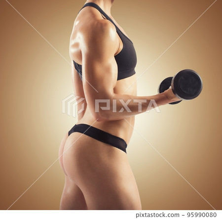 Bodybuilder girl 95990080