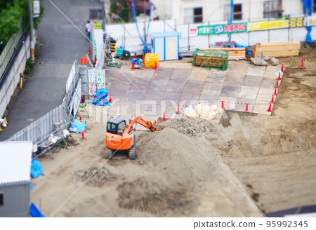land under construction land under construction 95992345