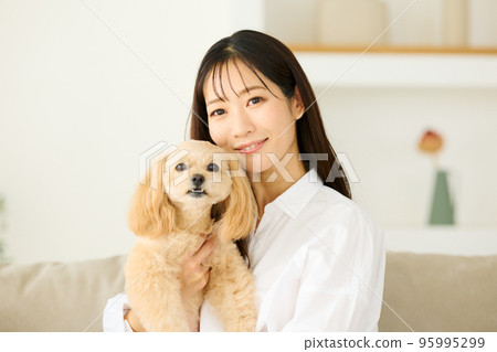 與狗同住 與狗同住 95995299