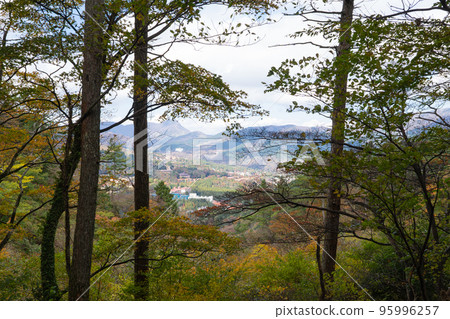 The view from Yusakaji (Mt. Kintoki in the background) The view from Yusakaji (Mt. Kintoki in the background) 95996257