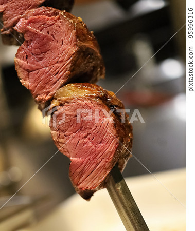 Churrasco no espeto carne picanha Stock Photo