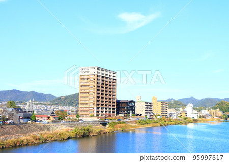Landscape of an apartment along the Kiso River in Kakamigahara City, Gifu Prefecture 95997817