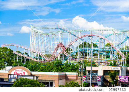 Amusement park scenery (fun resort in early summer) Greenland 95997883
