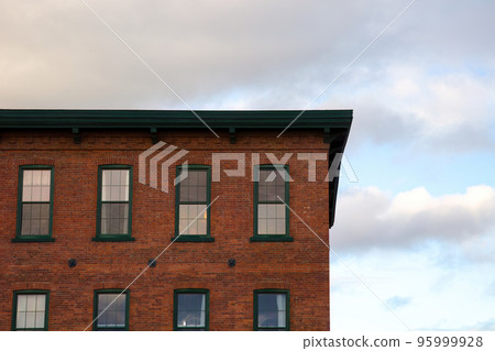 old building windows downtown city vintage architecture red brick condominium old building windows downtown city vintage architecture red brick condominium 95999928