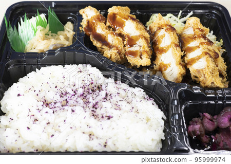 Delicious fillet cutlet bento 95999974