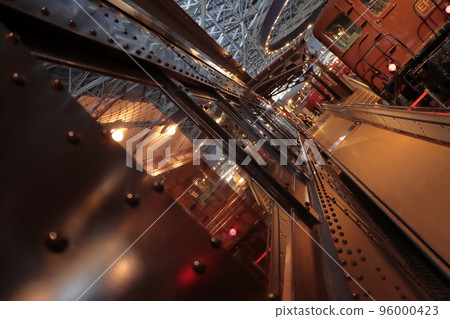 Japan's first steel passenger car Oha 31 series passenger car (Omiya Railway Museum) 96000423