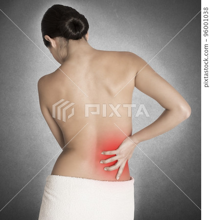 Woman with back pain Woman with back pain 96001038