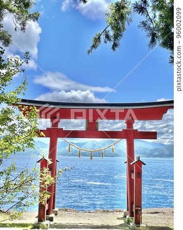 Gozanoishi Shrine Torii at Lake Tazawa 96002099