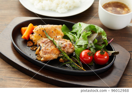 雞肉烤架套裝雞肉大蒜烤雞肉牛排 96012988