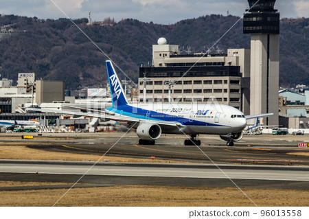 Passenger Airplane, passenger plane, air plane 96013558