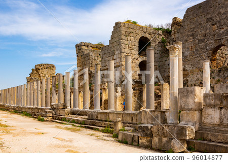 Rows of columns in Perge, Antalya, Turkey Rows of columns in Perge, Antalya, Turkey 96014877