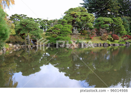 秋天的前南埠貝蒂花園 秋天的前南埠貝蒂花園 96014986
