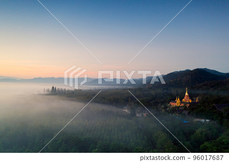 Sea of mist around Wat Phra That Doi Phra Chan. 96017687