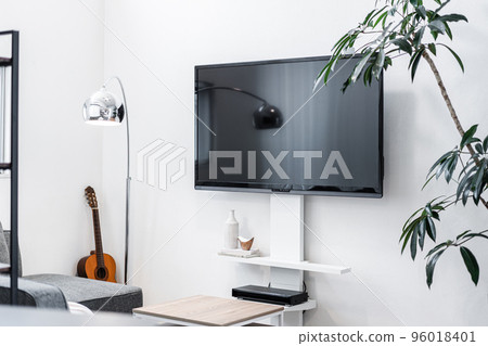 large tv in living room 96018401