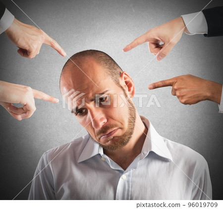 Accused businessman 96019709