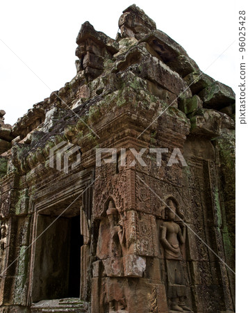 Architecture of ancient temple complex Angkor, Siem Reap Architecture of ancient temple complex Angkor, Siem Reap 96025428