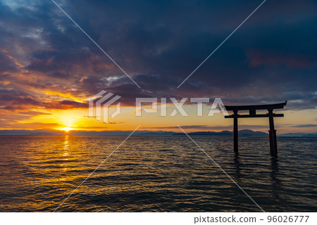 朝日和白須神社的牌坊 96026777