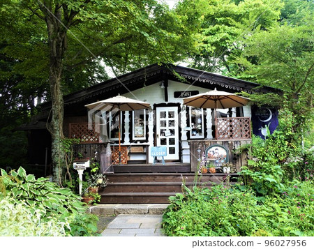 時尚商店 96027956