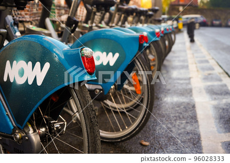 A bicycle A bicycle 96028333