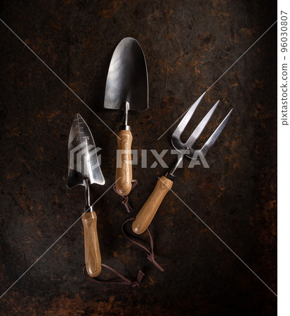 New gardening tools New gardening tools 96030807