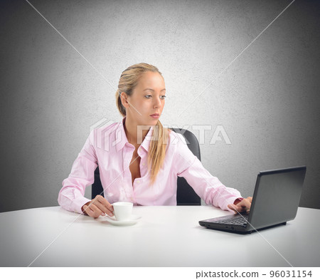 Businesswoman working and relax Businesswoman working and relax 96031154