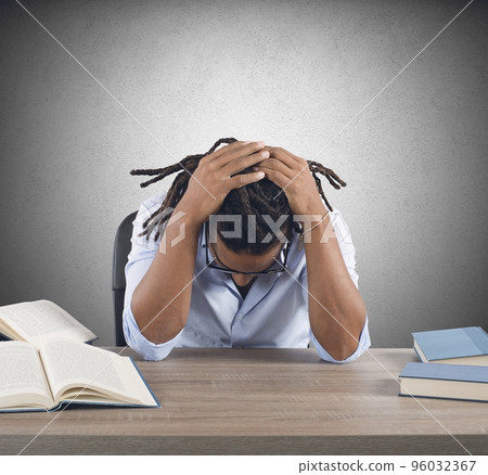 student tired and stressed from the study 96032367