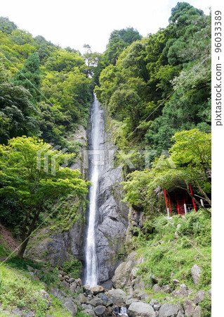 三上瀑布[山梨縣早川町、雨畑區] 96033389