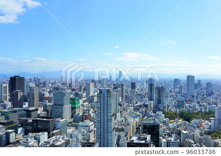 Osaka city seen from Conrad Osaka (Festival Tower) 96033786