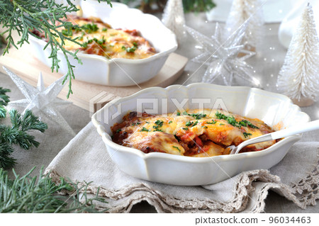 烤土豆肉 烤土豆 烤土豆肉 烤土豆 96034463