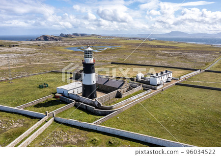 Aerial view of the Lighthouse on Tory Island, County Donegal, Republic of Ireland 96034522