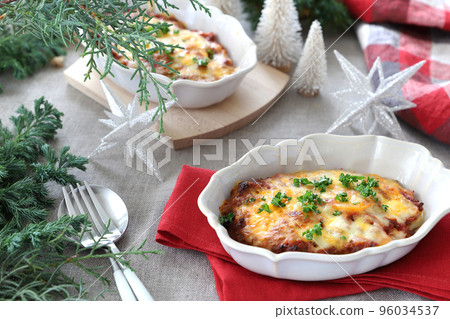 Potato Meat Gratin Potato Gratin 96034537