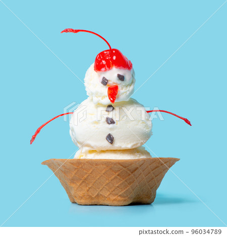 summer funny creative concept of scoops snowman summer funny creative concept of scoops snowman 96034789