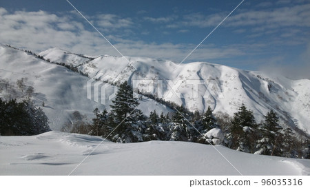 雪山 雪山 96035316